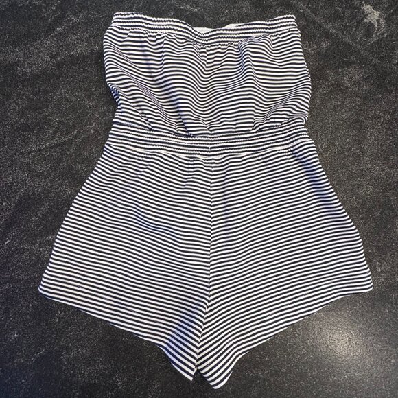 Abercrombie & Fitch YPB Blue/White Striped Romper, M (Free Shipping) - Picture 2 of 3